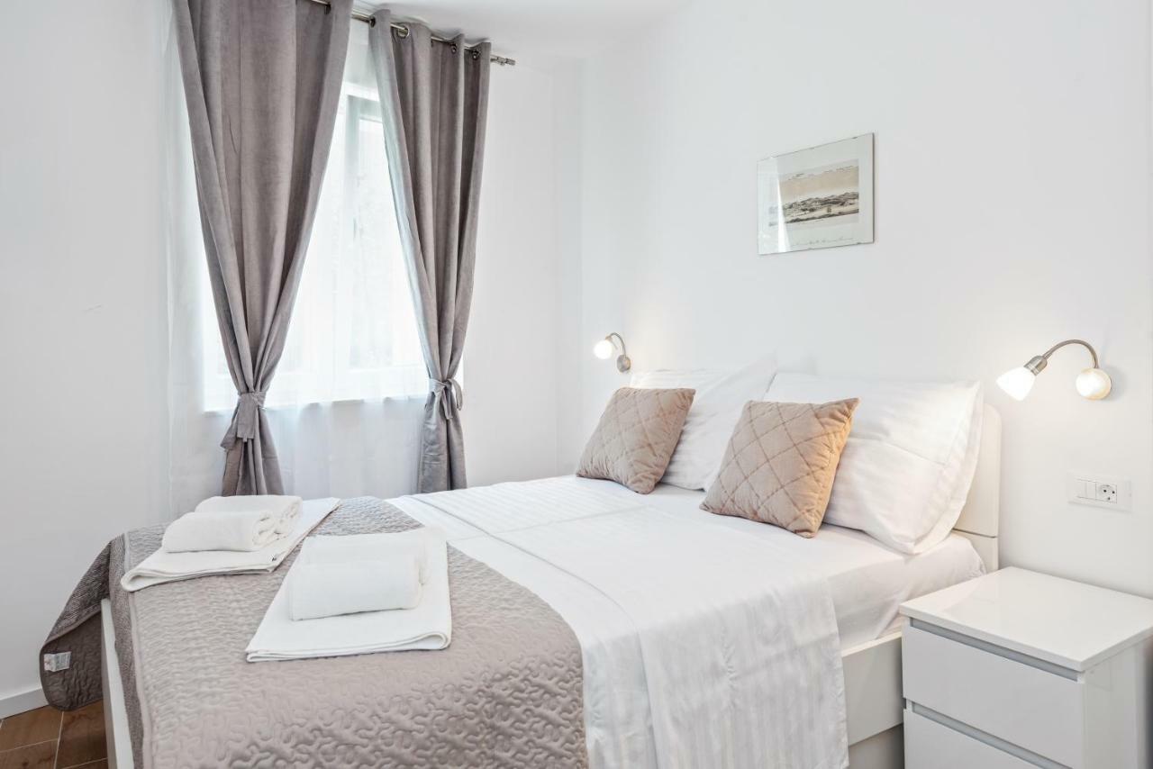 Apartmani Bruna Sibenik Exterior photo